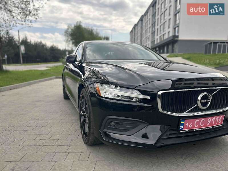 Volvo S60 2021