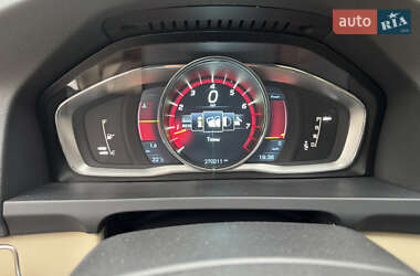 Седан Volvo S60 2013 в 