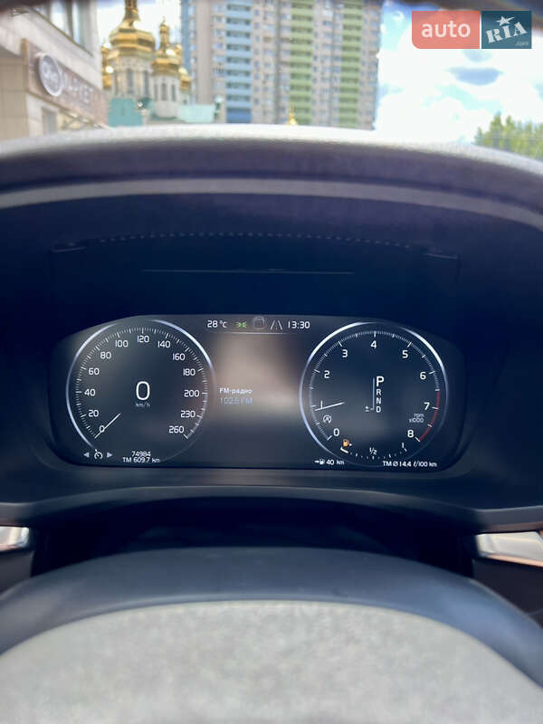 Седан Volvo S60 2020 в Киеве