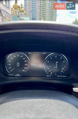 Седан Volvo S60 2020 в 