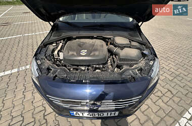 Седан Volvo S60 2014 в 