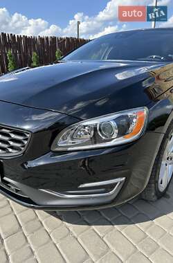 Седан Volvo S60 2014 в Тернополе