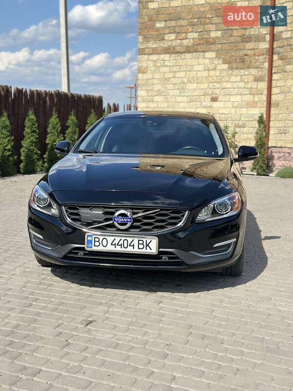 Седан Volvo S60 2014 в Тернополе