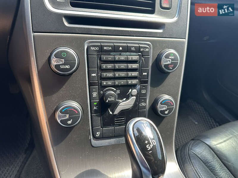 Седан Volvo S60 2013 в Нежине