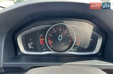 Седан Volvo S60 2013 в 