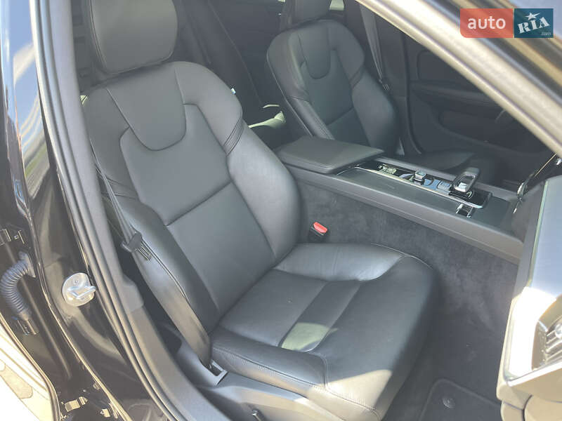 Седан Volvo S60 2024 в Киеве