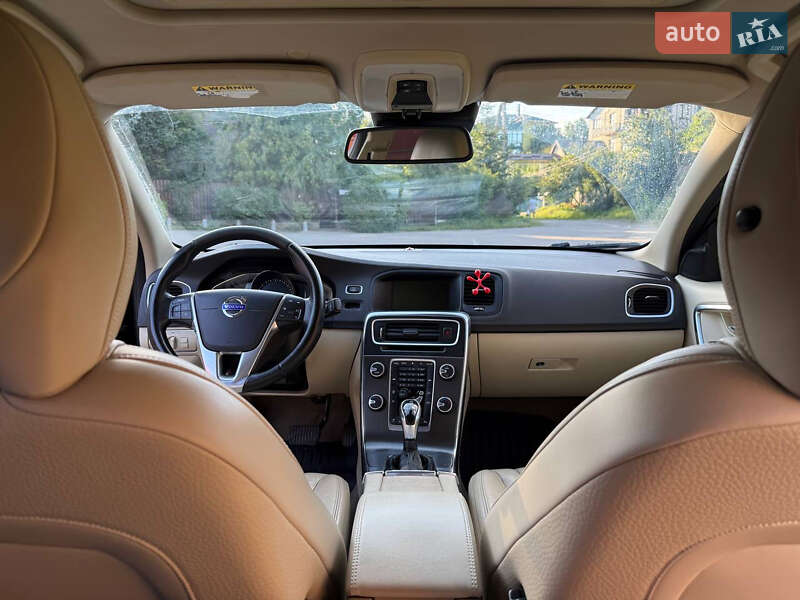 Седан Volvo S60 2013 в Виннице