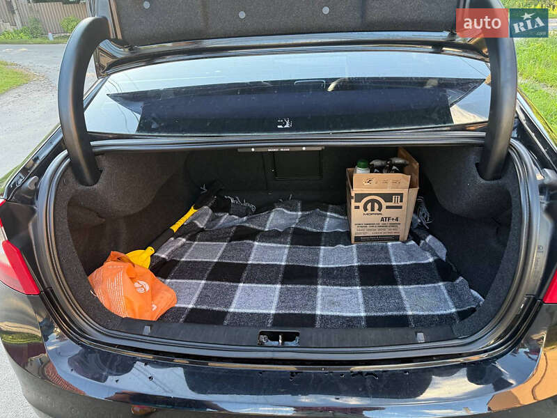 Седан Volvo S60 2013 в Виннице