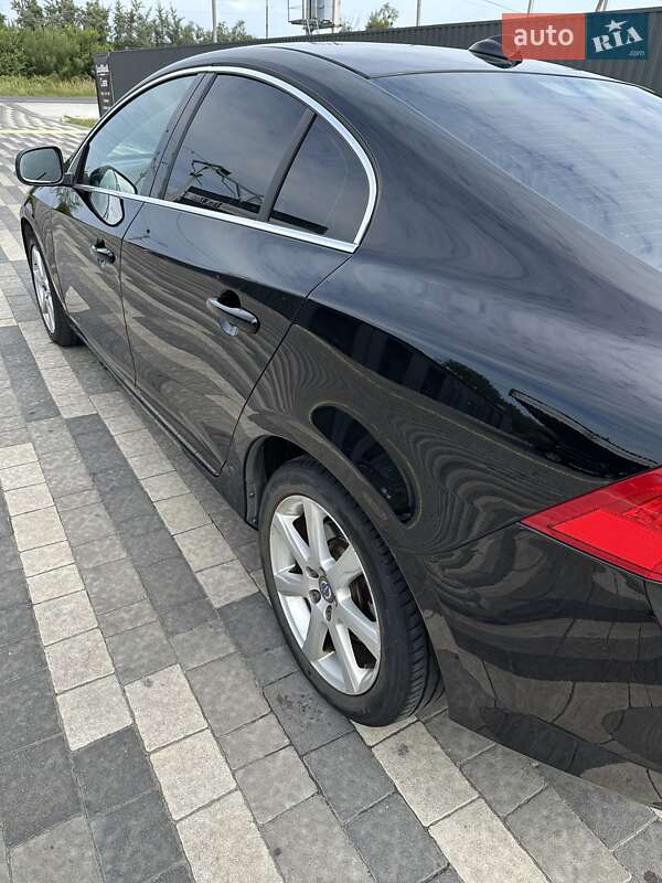 Седан Volvo S60 2017 в Львове