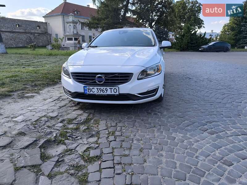 Седан Volvo S60 2014 в 