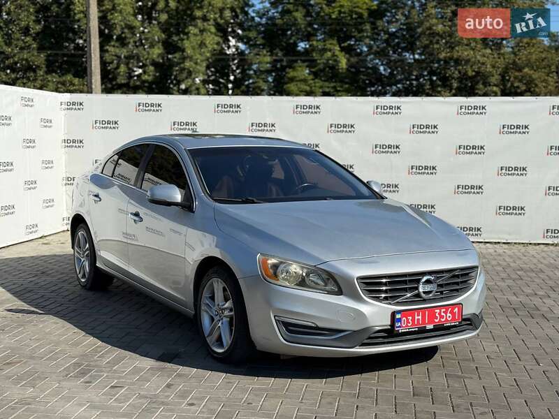 Volvo S60 2015