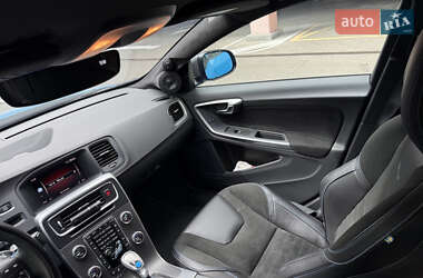 Седан Volvo S60 2017 в 