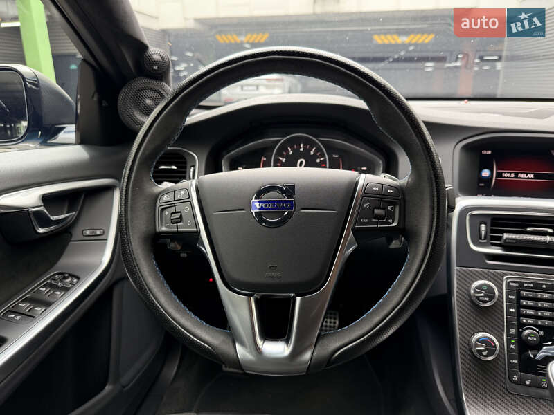 Седан Volvo S60 2017 в Киеве