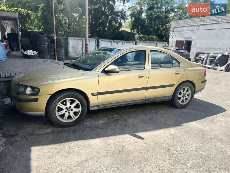 Седан Volvo S60 2001 в Днепре