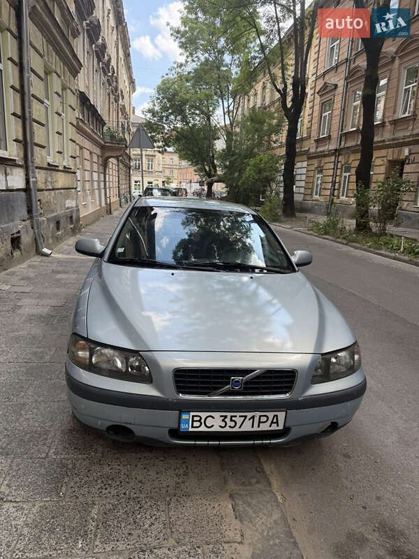 Седан Volvo S60 2003 в Львове