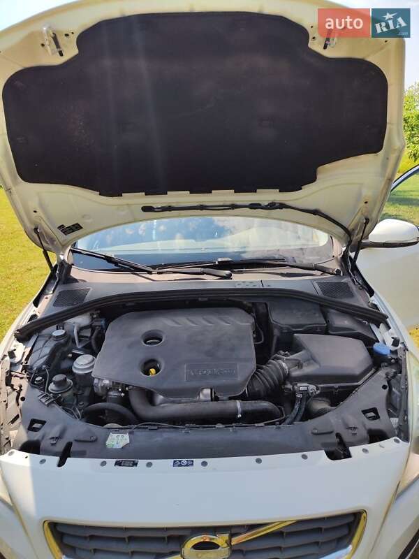 Седан Volvo S60 2012 в Ковеле