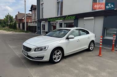 Седан Volvo S60 2014 в 