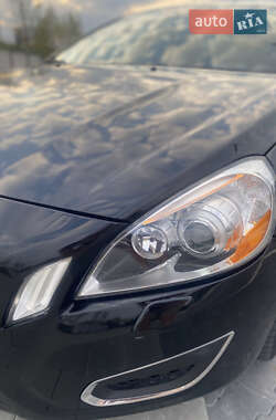 Седан Volvo S60 2012 в 