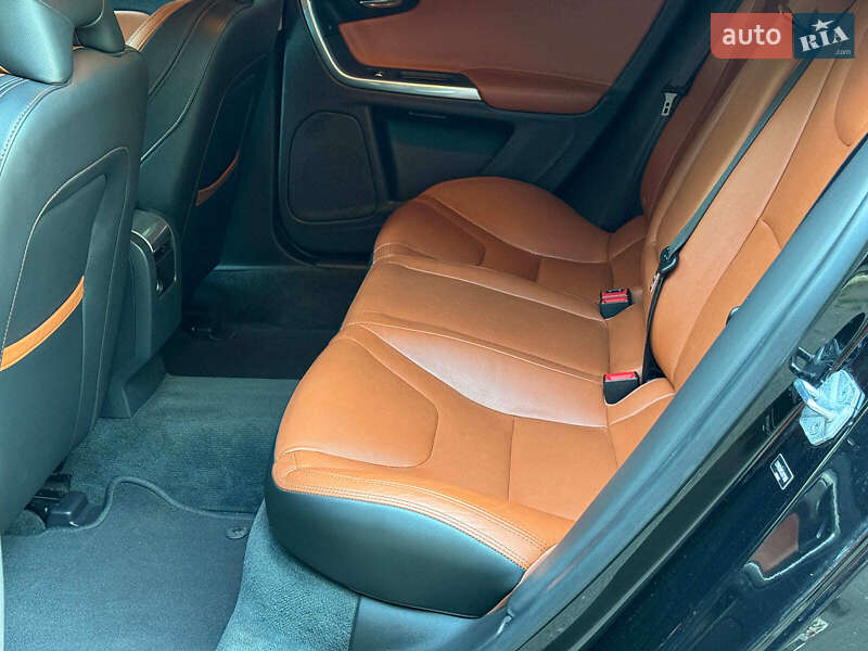 Седан Volvo S60 2017 в Виннице фото 20 Седан Volvo S60 2017 в Виннице