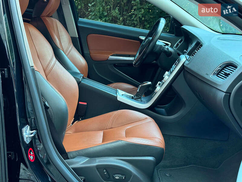 Седан Volvo S60 2017 в Виннице фото 25 Седан Volvo S60 2017 в Виннице