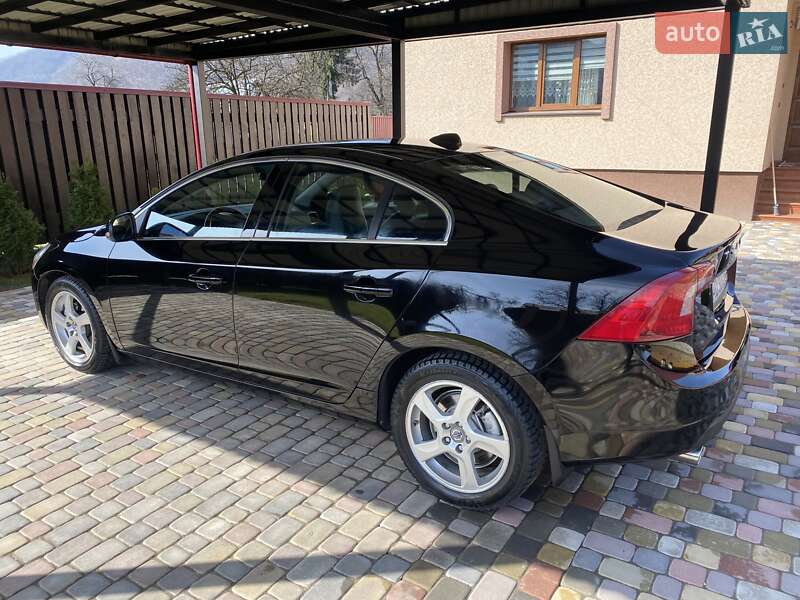 Седан Volvo S60 2011 в Тячеве фото 3 Седан Volvo S60 2011 в Тячеве