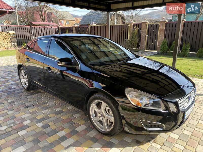 Седан Volvo S60 2011 в Тячеве фото 7 Седан Volvo S60 2011 в Тячеве