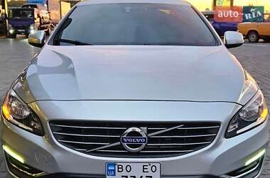Седан Volvo S60 2013 в 