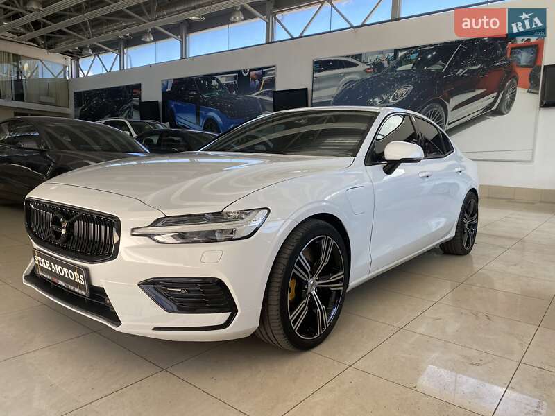 Седан Volvo S60 2019 в Одессе