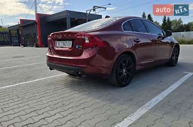 Седан Volvo S60 2010 в 
