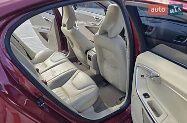 Седан Volvo S60 2010 в 