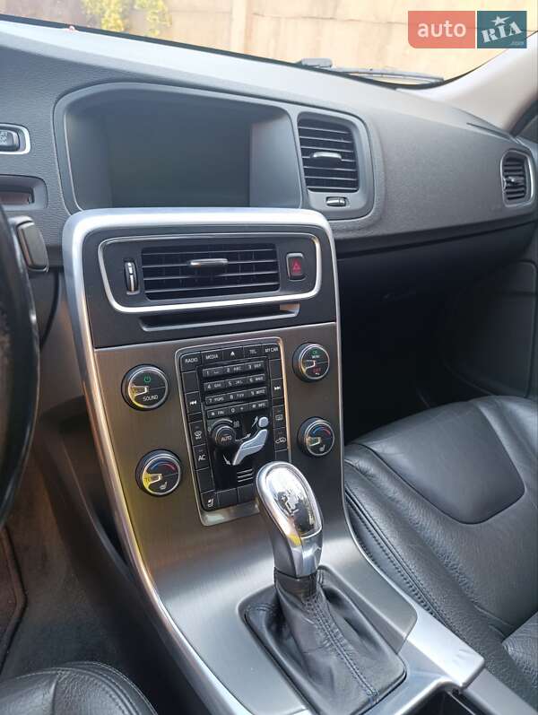 Седан Volvo S60 2012 в Шептицькому