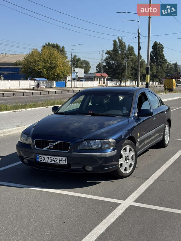 Седан Volvo S60 2001 в 