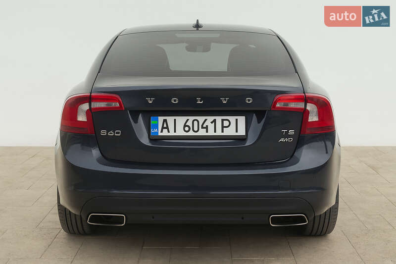 Седан Volvo S60 2016 в Броварах