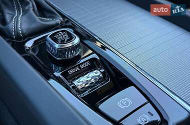 Седан Volvo S60 2019 в 
