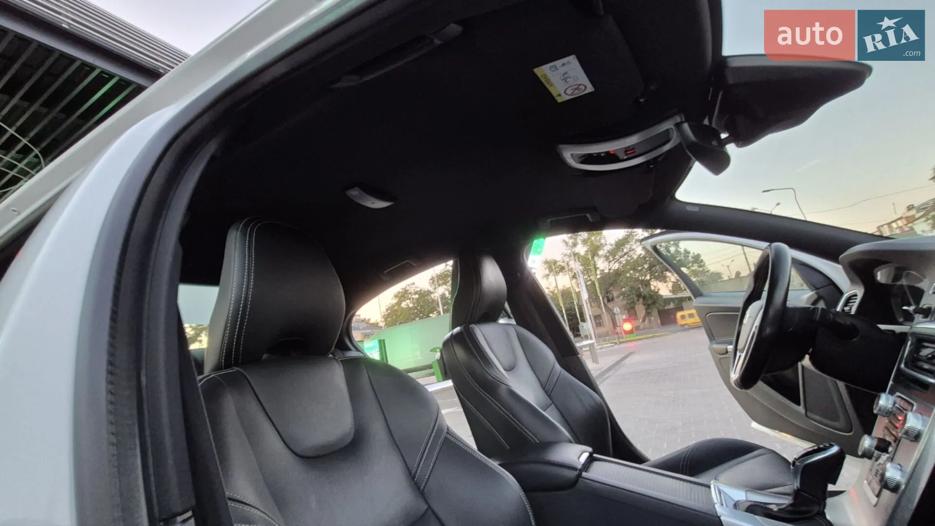 2017 Volvo S60 - мініатюра 35