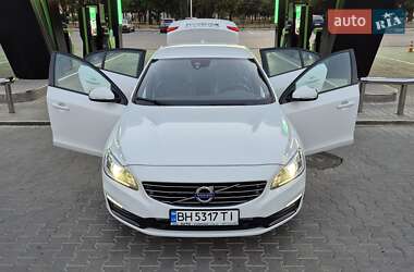 Седан Volvo S60 2017 в 