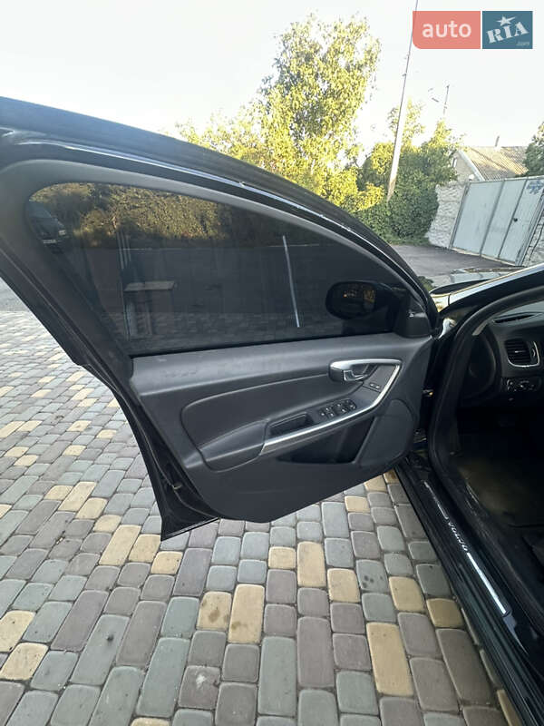 Седан Volvo S60 2016 в Києві