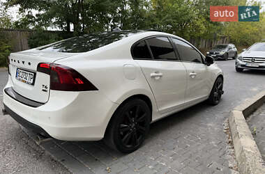 Седан Volvo S60 2013 в Львове