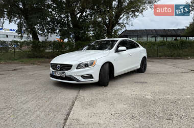 Седан Volvo S60 2015 в Києві