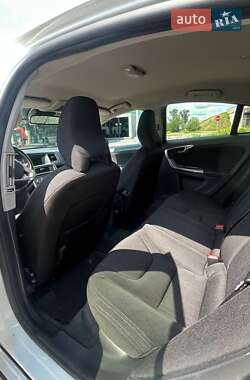 Седан Volvo S60 2011 в 
