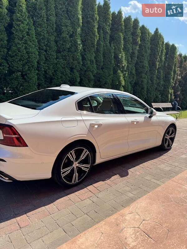 Седан Volvo S60 2020 в Києві фото 14 Седан Volvo S60 2020 в Києві