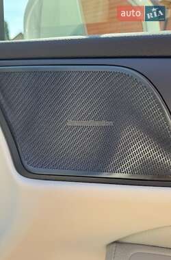Седан Volvo S60 2020 в 