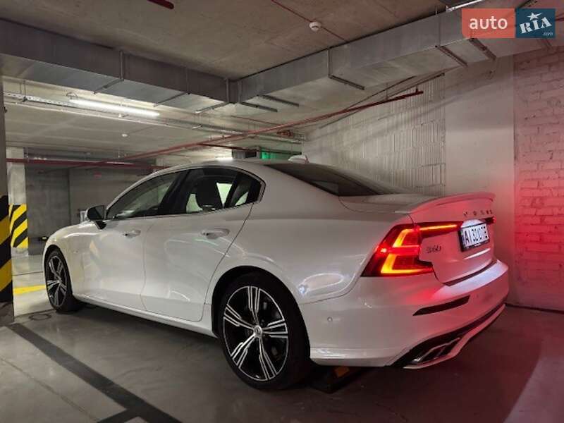 Седан Volvo S60 2020 в Києві фото 37 Седан Volvo S60 2020 в Києві