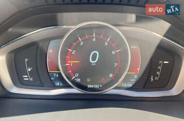 Седан Volvo S60 2013 в 