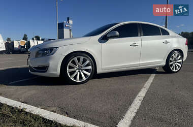 Седан Volvo S60 2016 в 