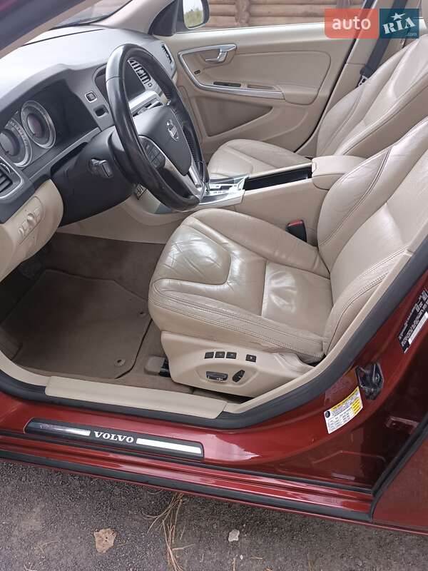 Седан Volvo S60 2011 в Хмельницком