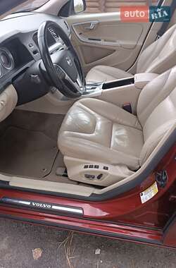 Седан Volvo S60 2011 в 