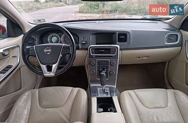 Седан Volvo S60 2011 в 