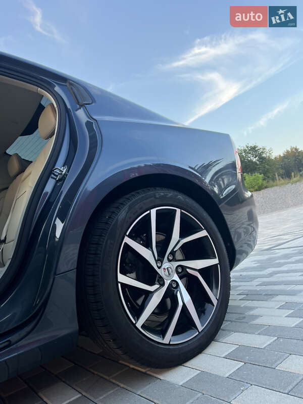 Седан Volvo S60 2020 в Львове