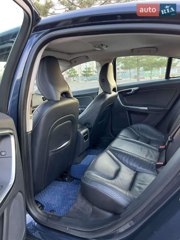 Седан Volvo S60 2012 в Николаеве фото 11 Седан Volvo S60 2012 в Николаеве